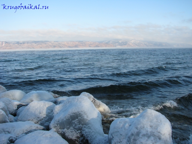   :  , . Photo of Lake Baikal in winter. Southern coast of Lake Baikal, in January