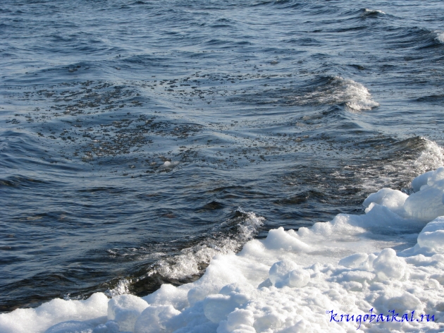   :  , . Photo of Lake Baikal in winter. Southern coast of Lake Baikal, in January