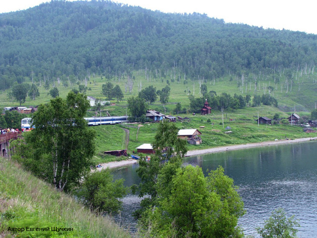 Кругобайкальская железная дорога КБЖД Озеро Байкал Старая Ангасолка Фото